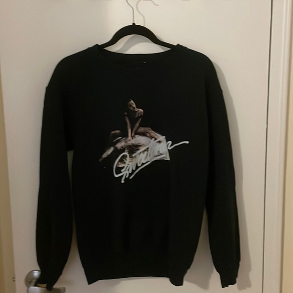 Ariana Grande Merch - Picture 1 of 2